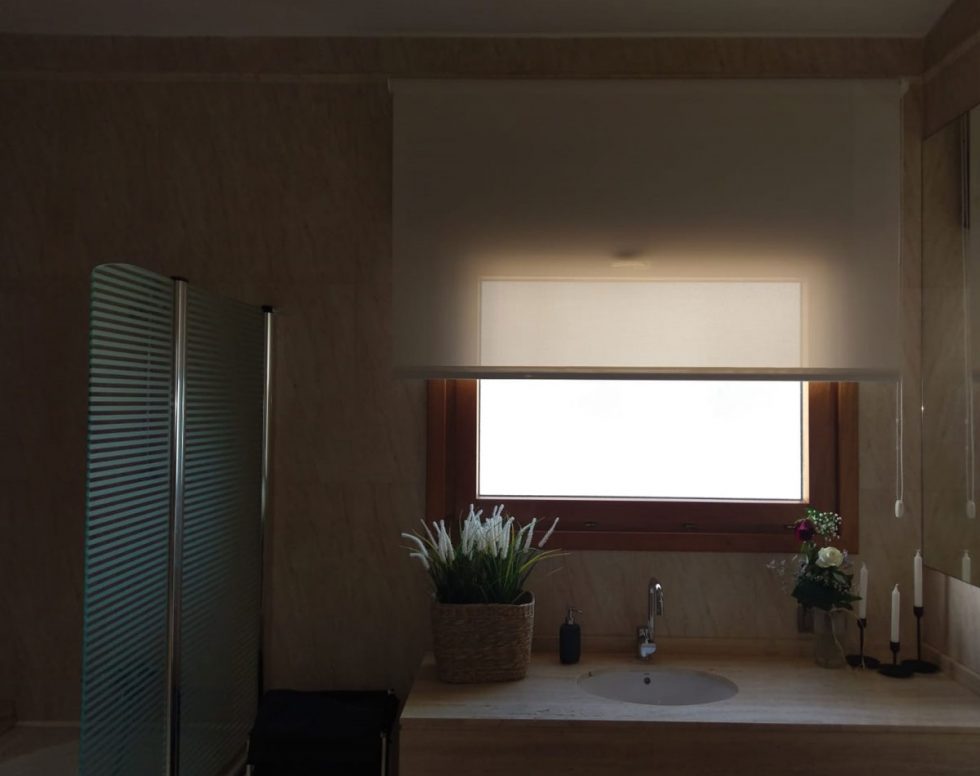 Cortinas de baño en Zaragoza | Cortinajes Comín